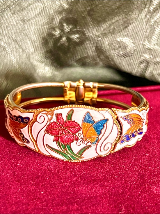 Jewelry - Vintage Cloisonné Bracelet Size 5.5” to 6”